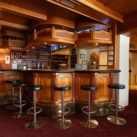 Burgstall 4* ノイシュティフト・イム・シュトゥーバイタール