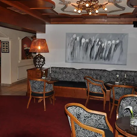 Готель Burgstall 4*